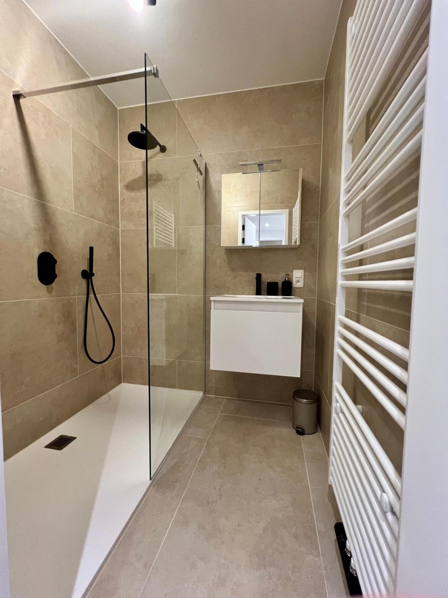 Luxury 3 Bedroom Apartment On The Top Floor With Panoramic View Oostende Bagian luar foto